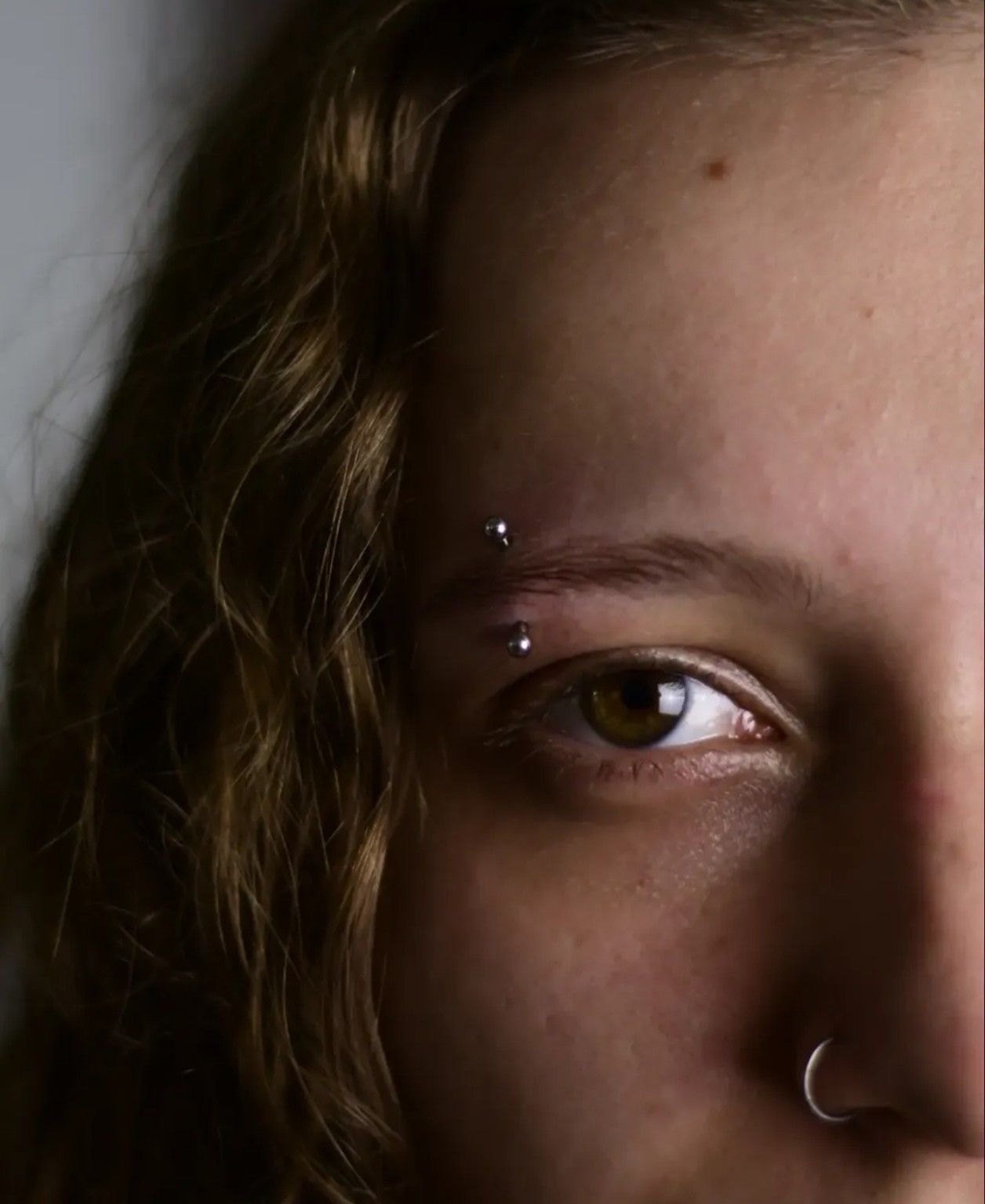 PirpaPierce eyebrow piercing rad